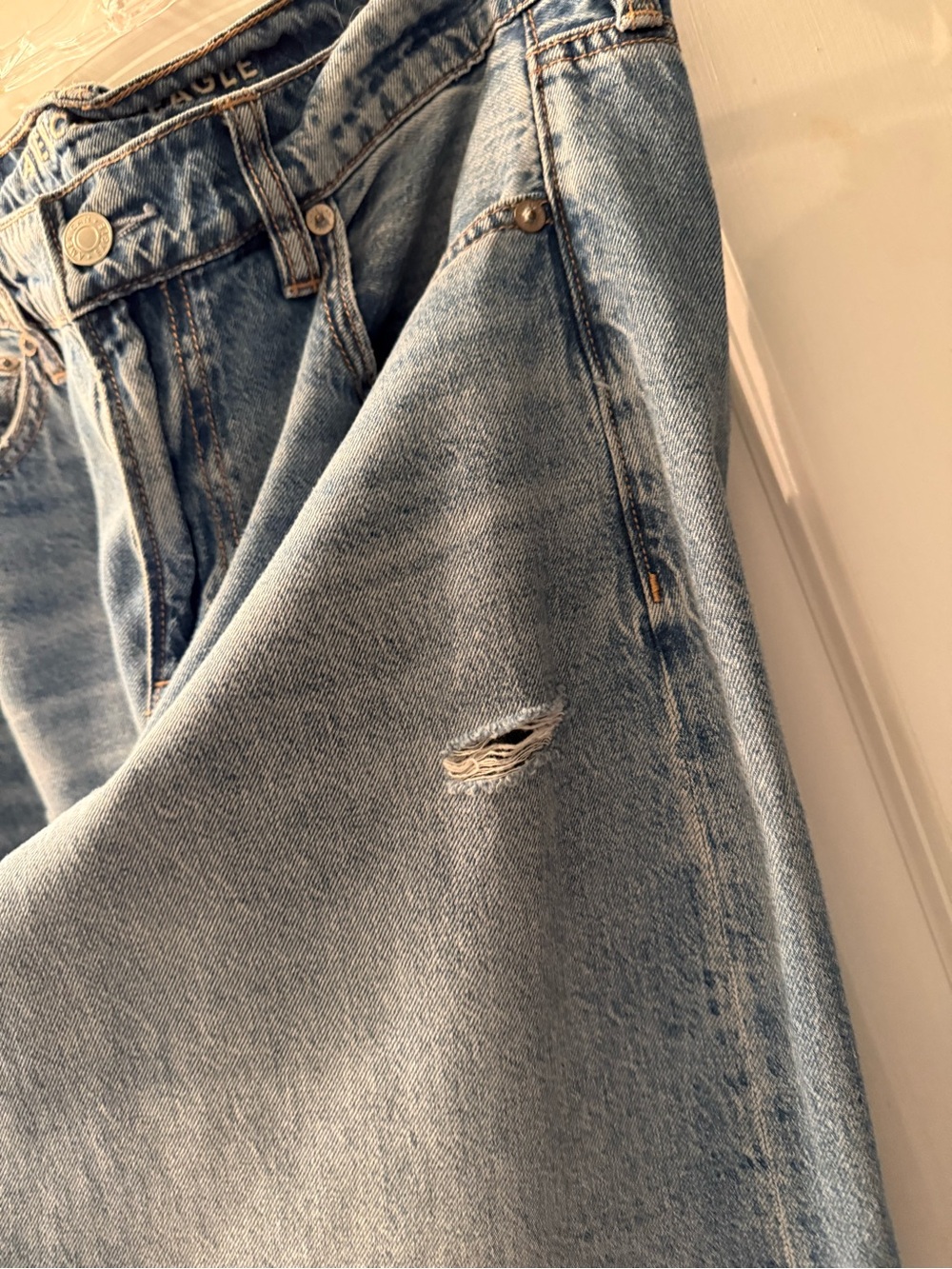 American Eagle Outfitters super high rise ultra wide leg Jeans size 10 short - Picture 4 of 16